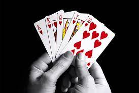 A Comprehensive Guide of Poker rules and Poker Cards